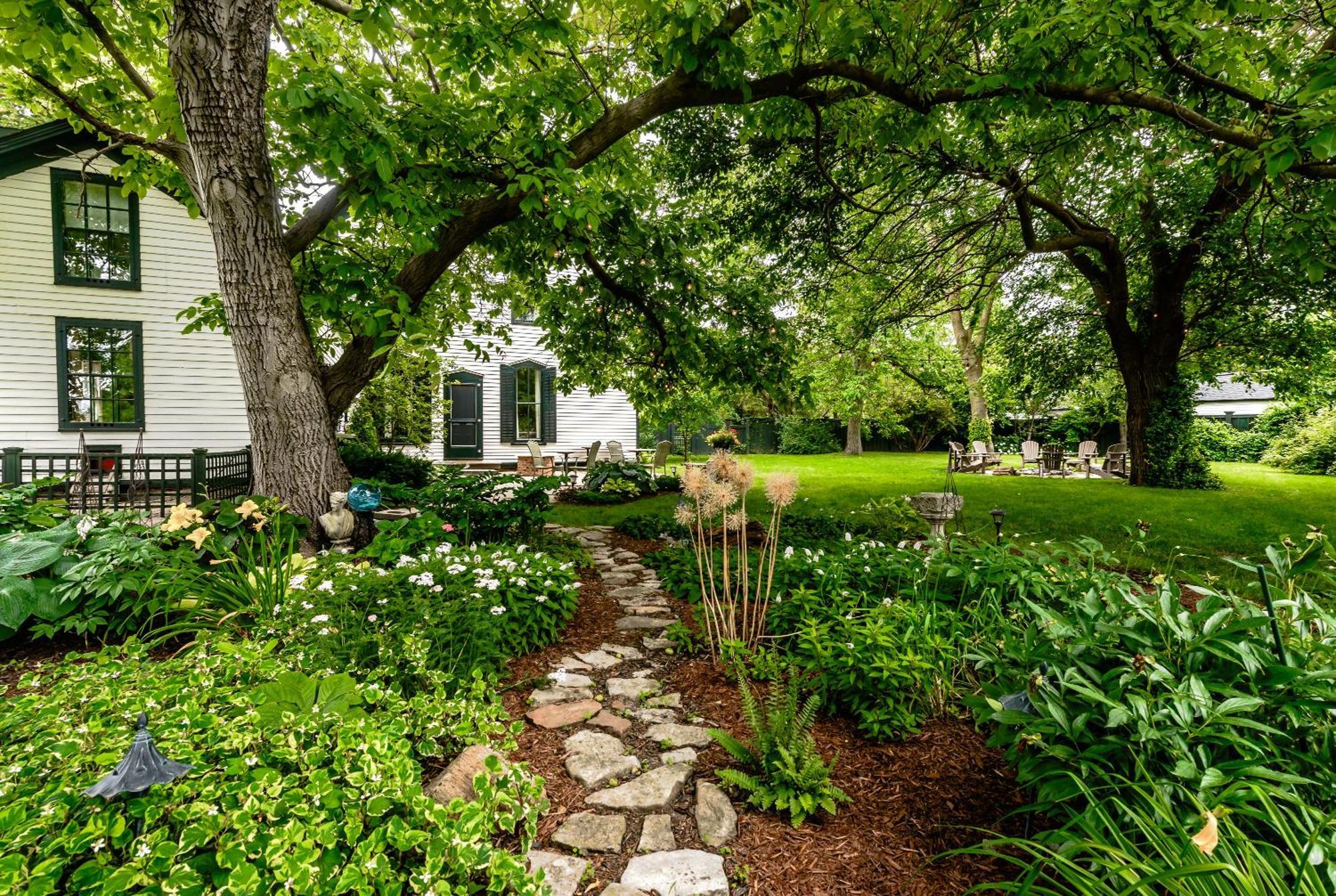 Woodbourne Inn Niagara-on-the-Lake Esterno foto
